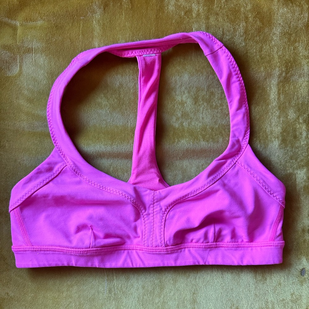 💕 hot pink Lululemon sprint bra size 6